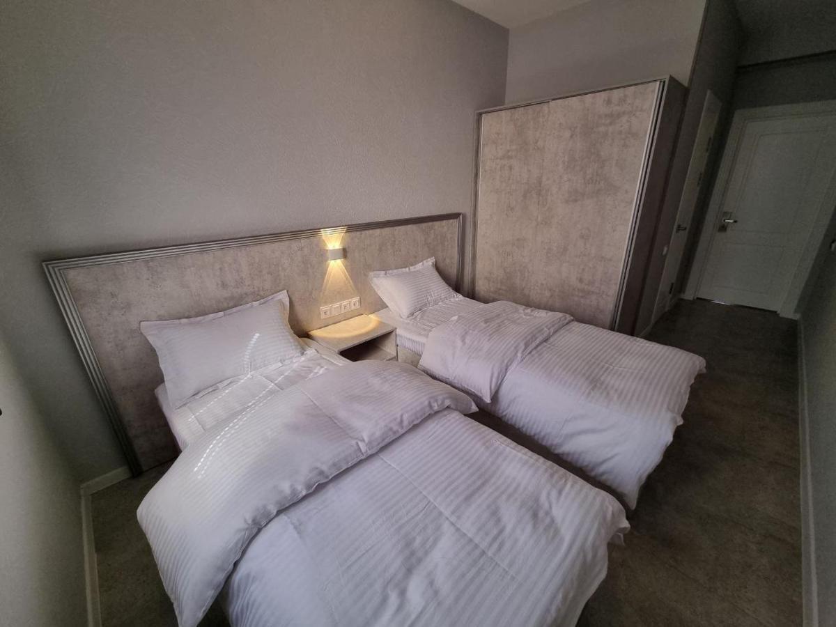 Revel Hotel タシュケント エクステリア 写真
