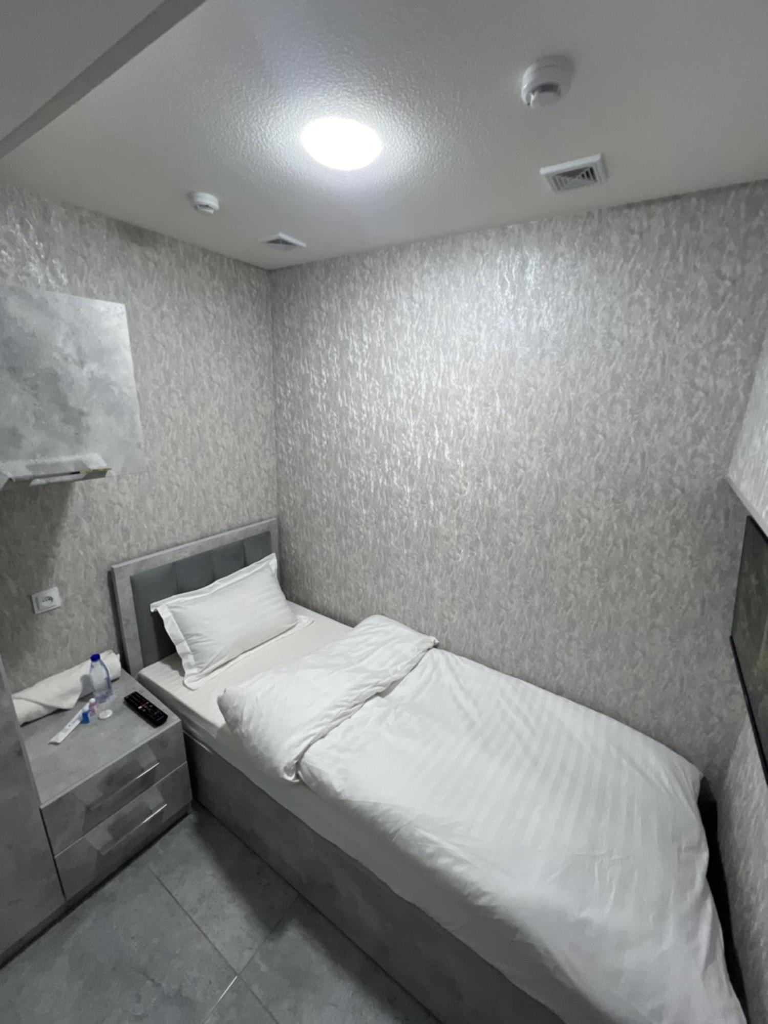 Revel Hotel タシュケント エクステリア 写真