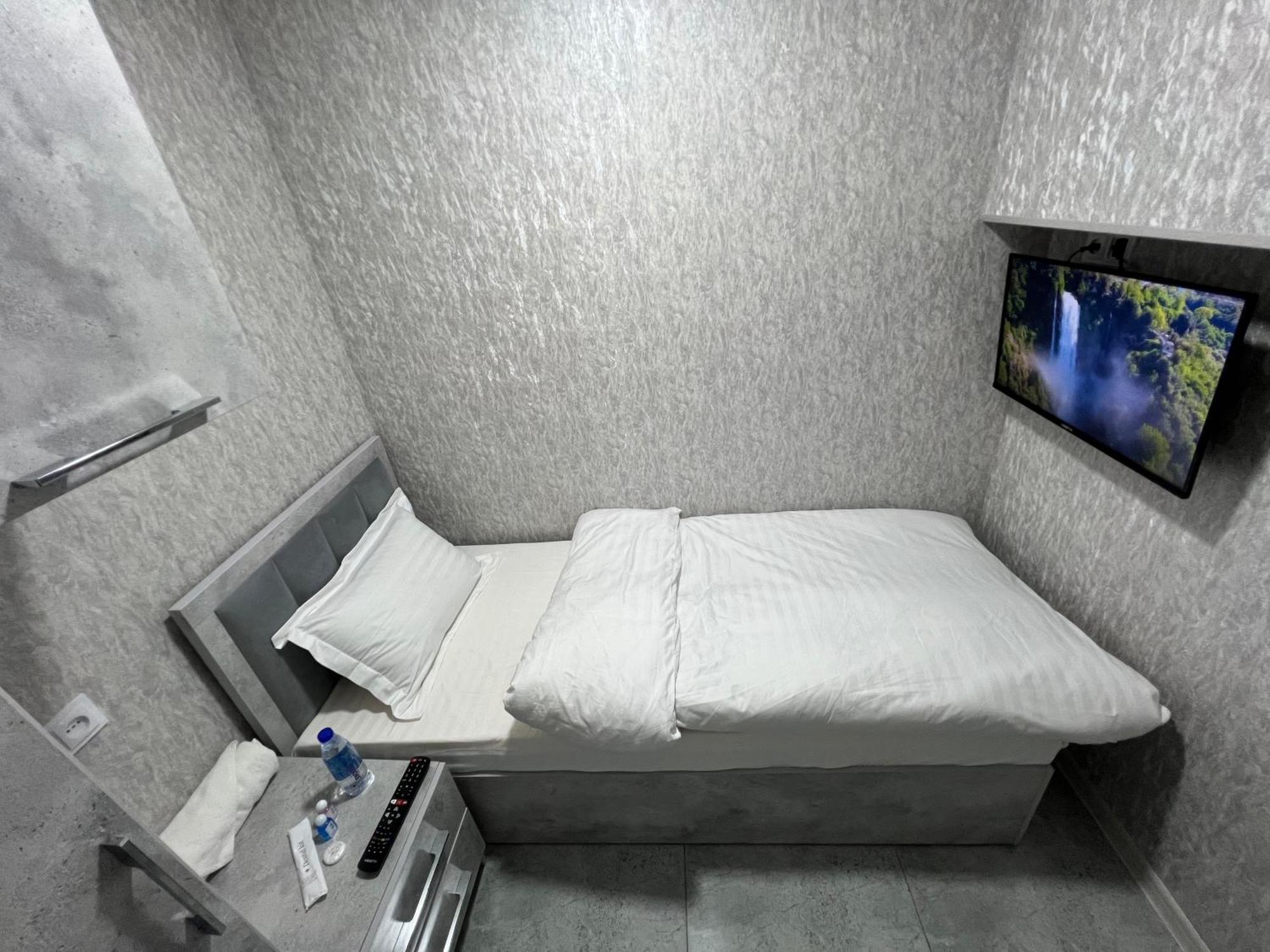 Revel Hotel タシュケント エクステリア 写真