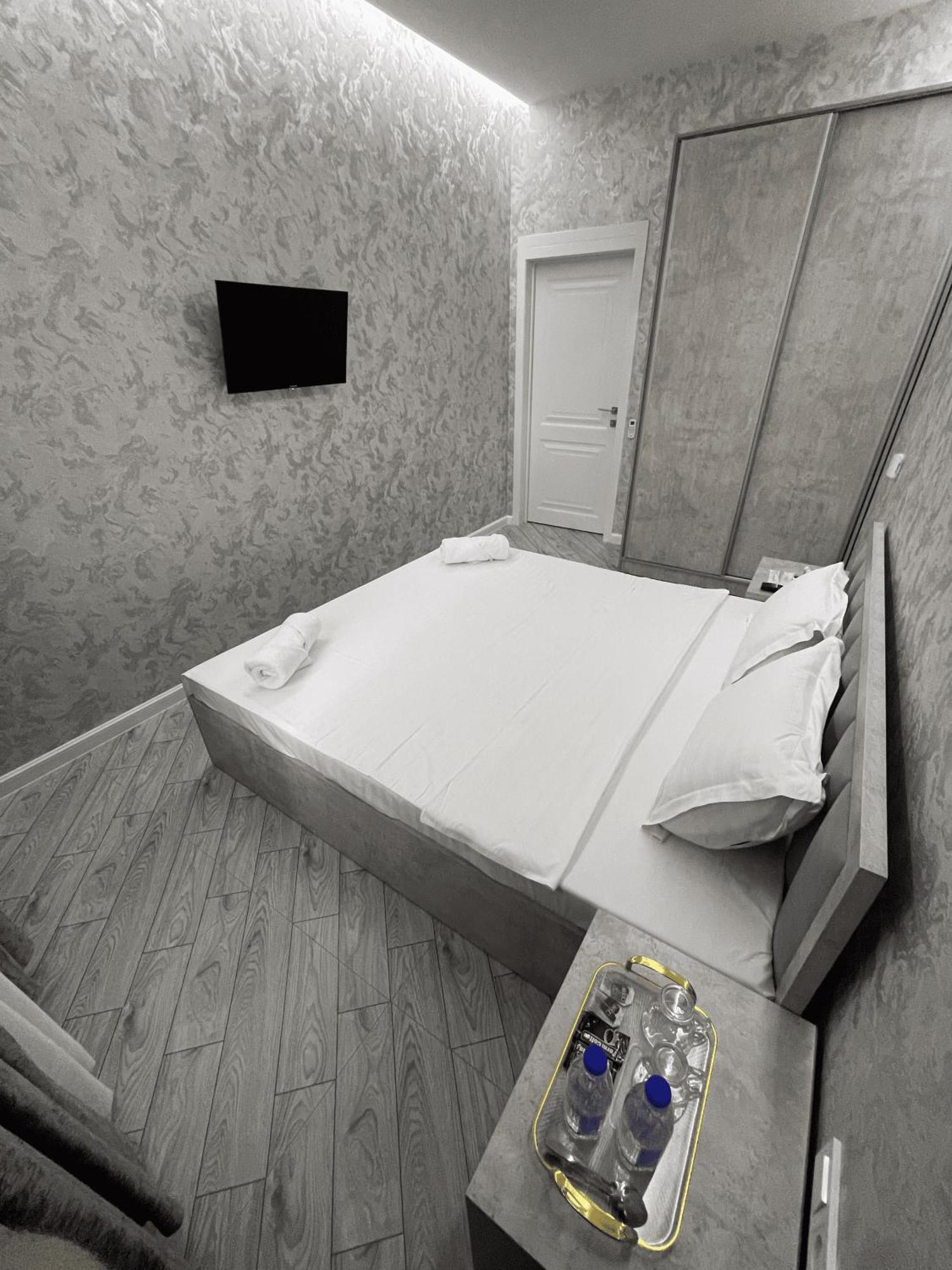 Revel Hotel タシュケント エクステリア 写真